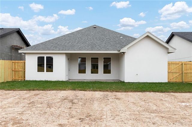 17929 Redwood Street, Combes, TX 78552