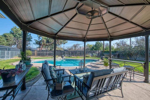 3606 N Callisch Street, Fresno, CA 93726