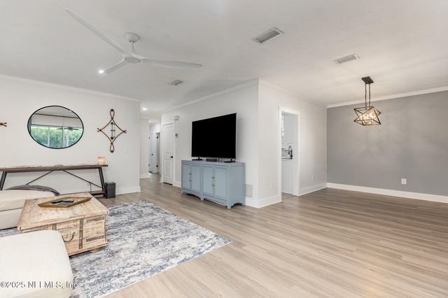 9252 SAN JOSE Boulevard 2202, Jacksonville, FL 32257