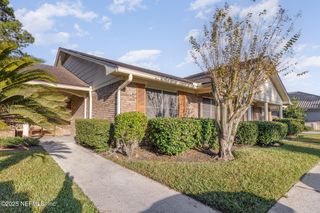 9252 SAN JOSE Boulevard 2202, Jacksonville, FL 32257