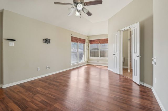 910 Busby Drive, Cedar Hill, TX 75104