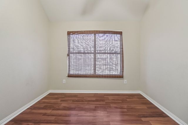 910 Busby Drive, Cedar Hill, TX 75104