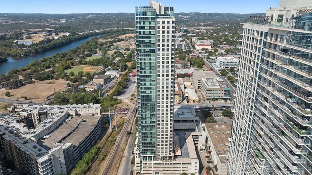 300 Bowie ST 1006, Austin, TX 78703