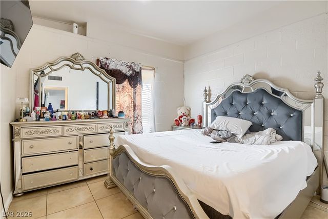 2409 Maroney Avenue, Las Vegas, NV 89104