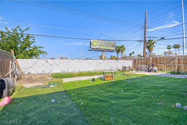 2409 Maroney Avenue, Las Vegas, NV 89104