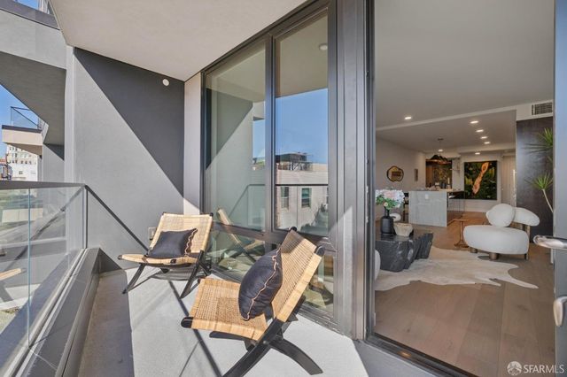 2525 Van Ness Avenue 303, San Francisco, CA 94109
