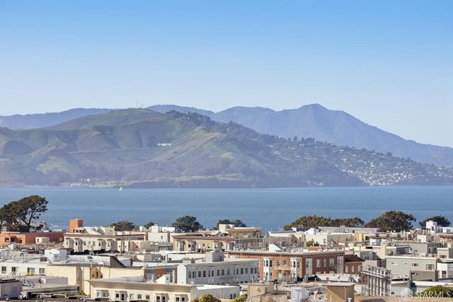 2525 Van Ness Avenue 303, San Francisco, CA 94109