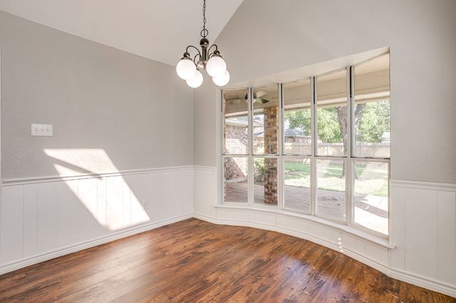 125 NE Brushy Mound Road, Burleson, TX 76028