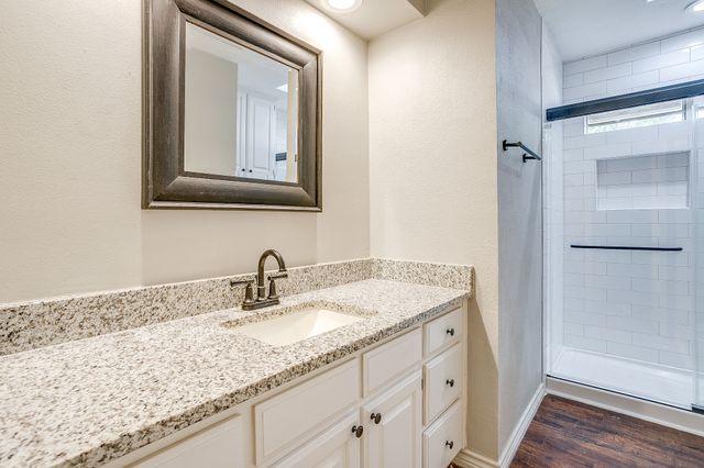 125 NE Brushy Mound Road, Burleson, TX 76028