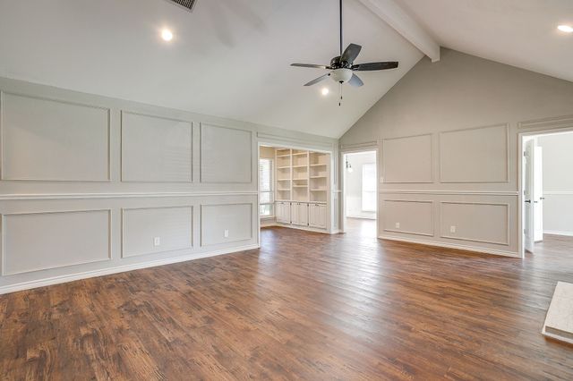 125 NE Brushy Mound Road, Burleson, TX 76028