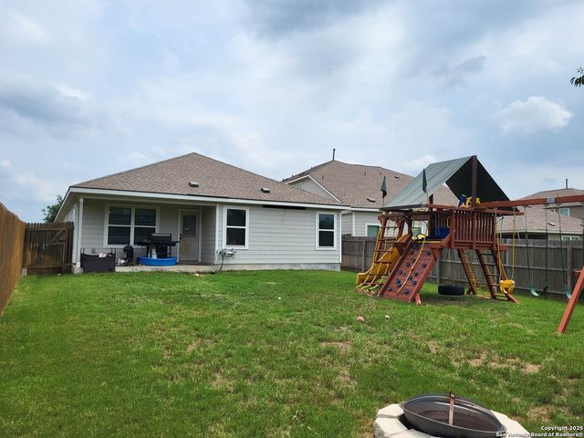 3927 Battery Park, Converse, TX 78109