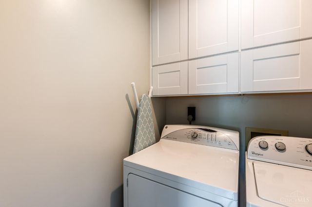 7822 Willow Run Ct, West Chester, OH 45069