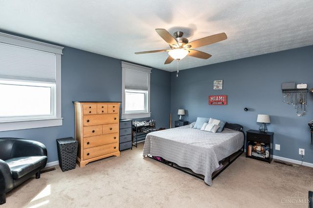 7822 Willow Run Ct, West Chester, OH 45069