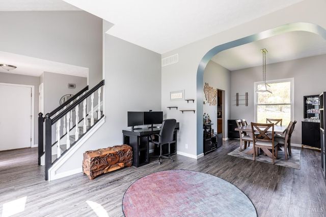 7822 Willow Run Ct, West Chester, OH 45069