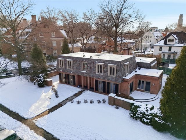 800 Amberson, Shadyside, PA 15232