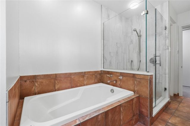 800 Amberson, Shadyside, PA 15232