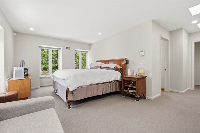 800 Amberson, Shadyside, PA 15232