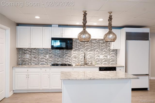 29950 Forest Drive, Franklin Village, MI 48025