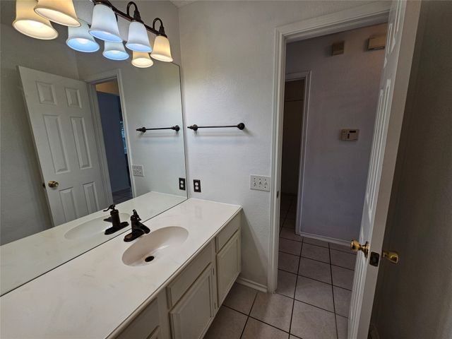 1128 Marshall Drive, Euless, TX 76039