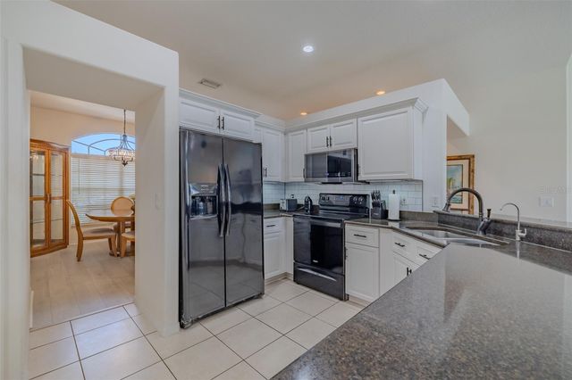 1617 VISTOSO LANE, Sun City Center, FL 33573