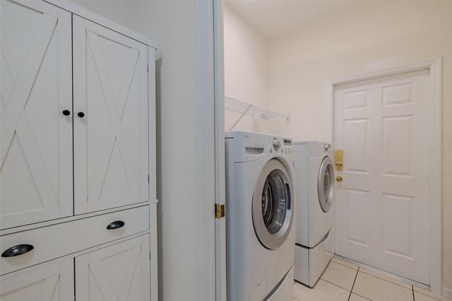 1617 VISTOSO LANE, Sun City Center, FL 33573