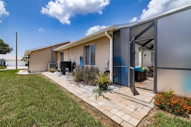 1617 VISTOSO LANE, Sun City Center, FL 33573