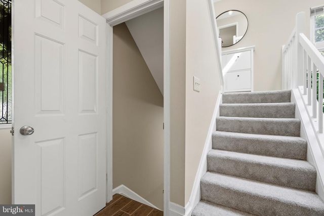 3079 FENNEGAN CT, Woodbridge, VA 22192