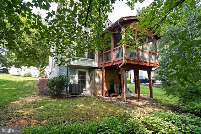 3079 FENNEGAN CT, Woodbridge, VA 22192