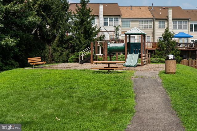 3079 FENNEGAN CT, Woodbridge, VA 22192