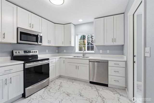 2005 Carlson Road, Vancouver, WA 98661