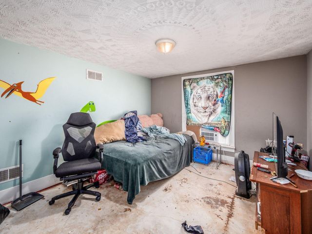 114 Scioto Street, Green Camp, OH 43322