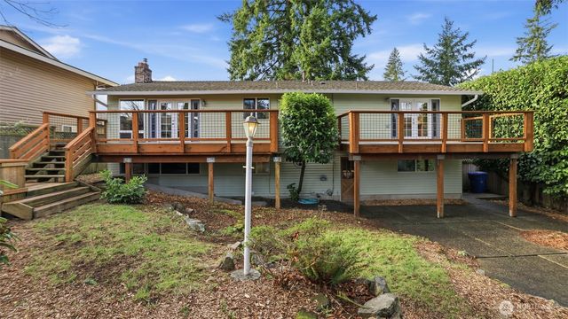 15667 SE Fairwood Boulevard, Renton, WA 98058