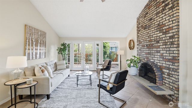 15667 SE Fairwood Boulevard, Renton, WA 98058