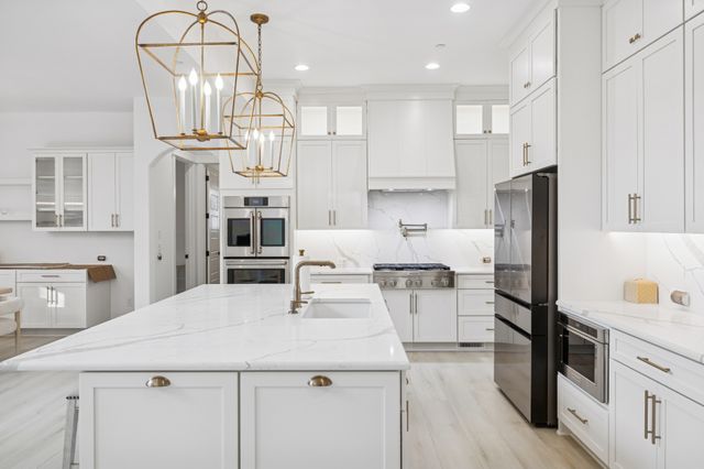 2033 Vail Trce, Nolensville, TN 37135