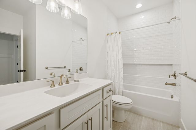 2033 Vail Trce, Nolensville, TN 37135