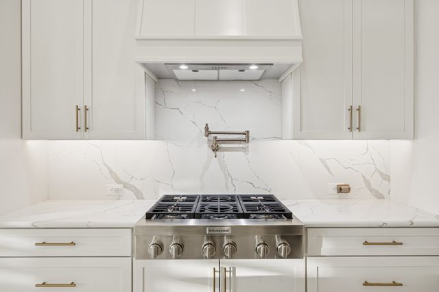 2033 Vail Trce, Nolensville, TN 37135