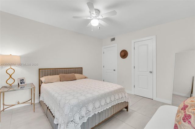 1340 NW 4th Ave, Fort Lauderdale, FL 33311