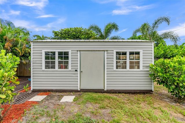 1340 NW 4th Ave, Fort Lauderdale, FL 33311