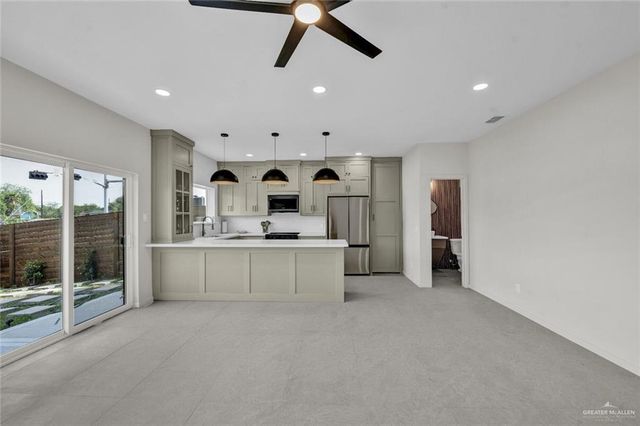 920 S Bicentennial Boulevard, Mcallen, TX 78501