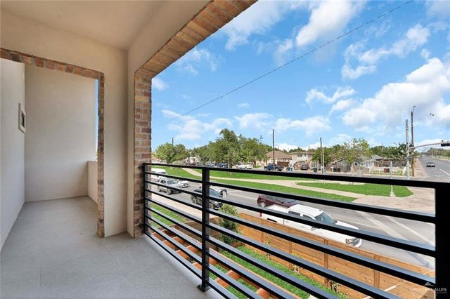 920 S Bicentennial Boulevard, Mcallen, TX 78501