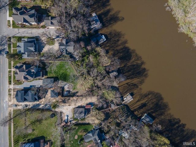 305 S Bluff Street, Monticello, IN 47960