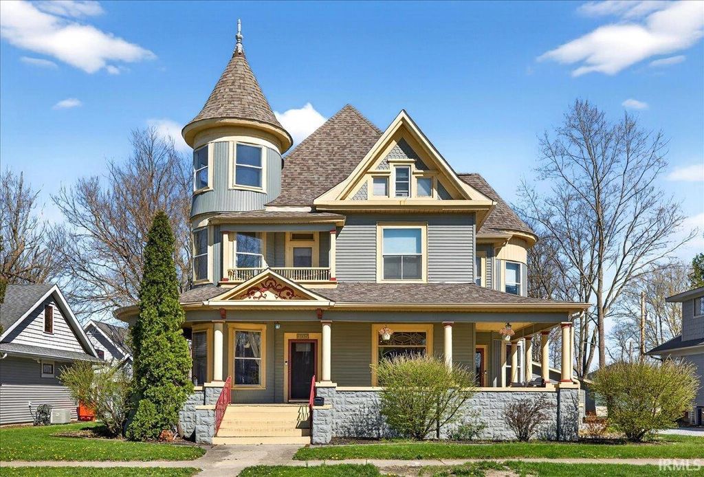 305 S Bluff Street, Monticello, IN 47960
