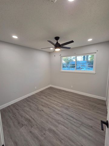 10824 Oakton Way, Rancho Cordova, CA 95670