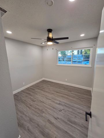 10824 Oakton Way, Rancho Cordova, CA 95670
