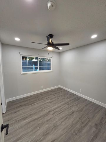 10824 Oakton Way, Rancho Cordova, CA 95670