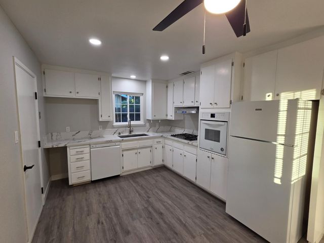 10824 Oakton Way, Rancho Cordova, CA 95670