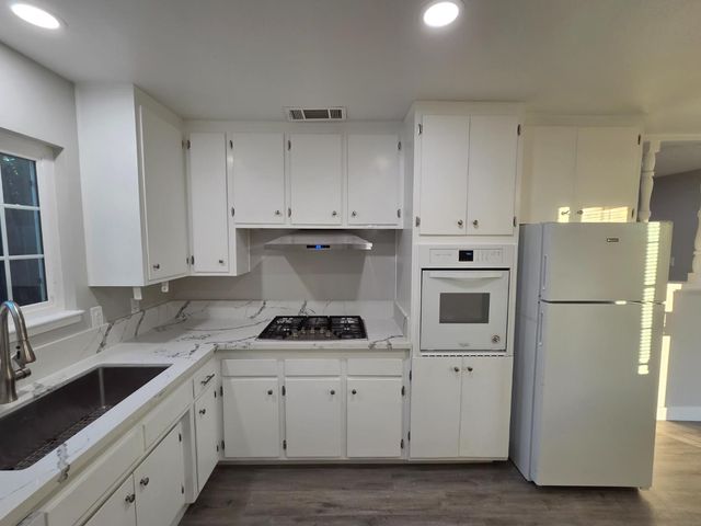 10824 Oakton Way, Rancho Cordova, CA 95670