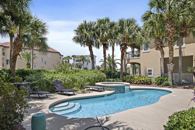 12 St Barts Bay, Destin, FL 32541