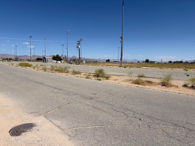 Hugo Way, California City, CA 93505