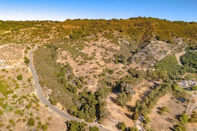 27 El Calamar, Temecula, CA 92590